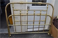 NICE QUEEN SIZE ?? BRASS BED !
