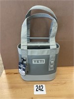 YETI CAMINO CARRY ALL BAG W/ SMALL OUTSIDE CUT