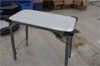Foldable Prep Table w/ Wire Basket Tray