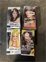 4 BOXES OF WOMANS HAIR PRODUCT / DYE