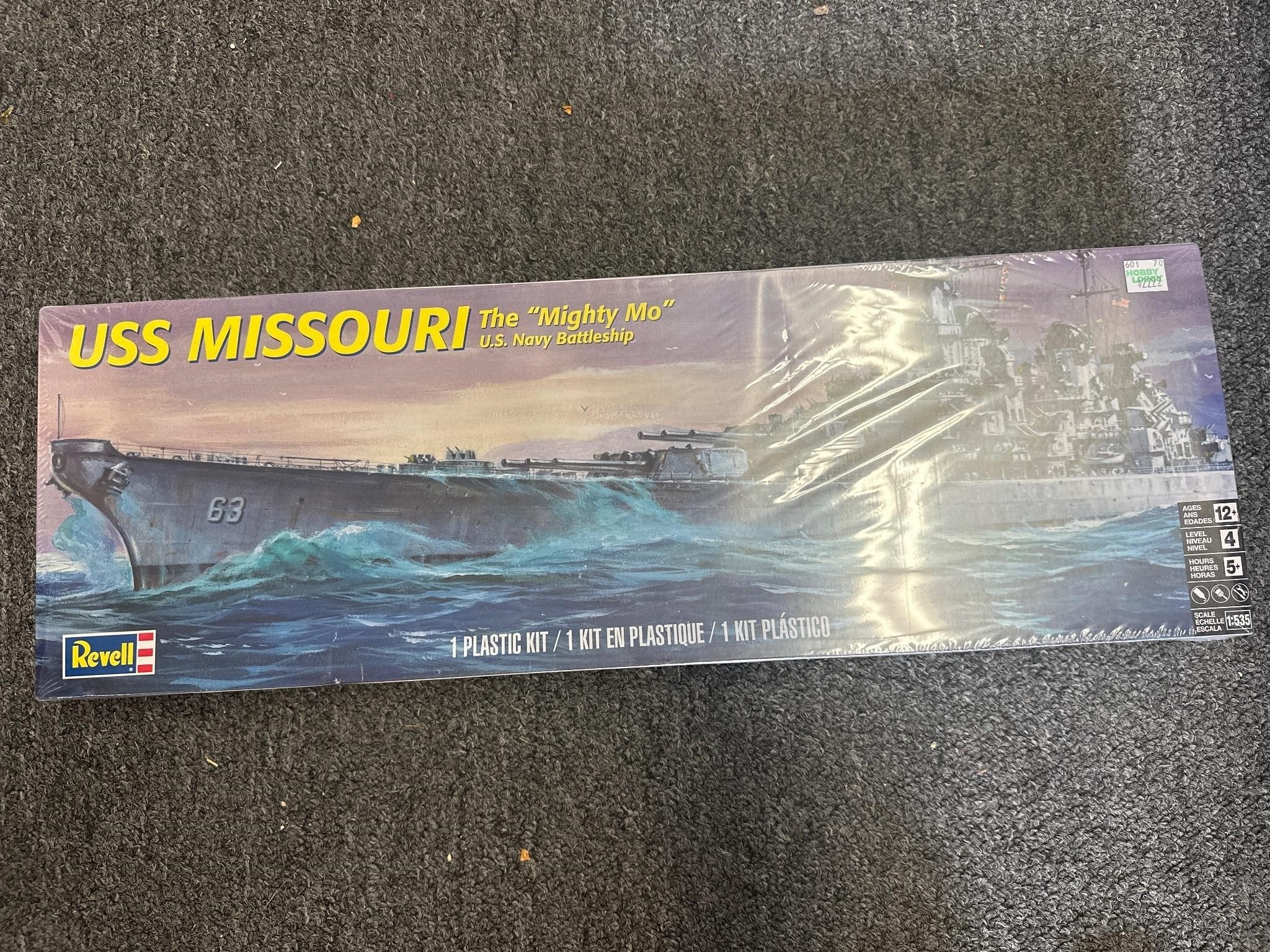New Revell USS Missouri mighty Mo model kit