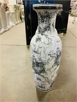 Victorian Gray and white Painted Porcelain Vase