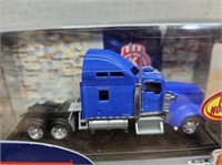 NEW KENWORTH 1:87 Scale W900 Tractor Truck