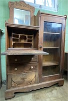 Early 1900’s Antique Oak Secretary Desk / Bookcase