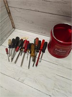 Tools-ScrewDrivers