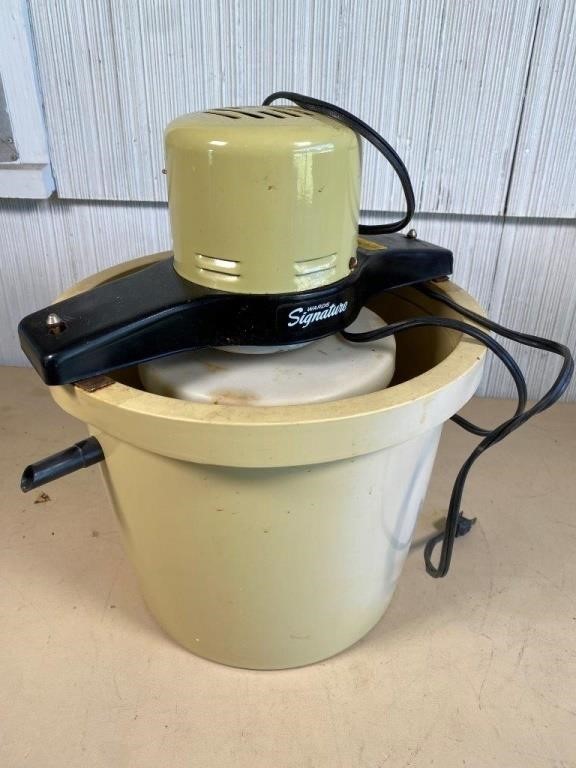 ice cream maker