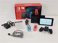 NINTENDO SWITCH - COMPLETE - SLIGHTLY USED