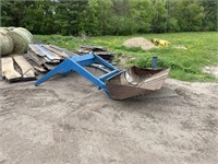 Ford 4766 Loader with Brackets