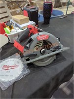 Milwaukee M18 7-1/4" circular saw