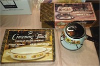 Vintage NOS Crowning Touch Roaster and Fondue Set