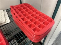 LOT - SILICON ICE TRAYS / MOLDS