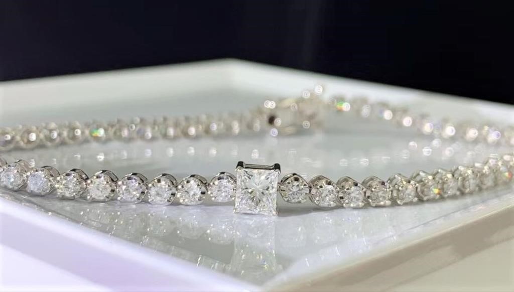 Magnificent and Noble Jewelry Auction