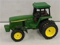 JD 4960 Customized