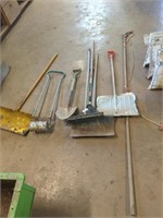 Yard tool lot