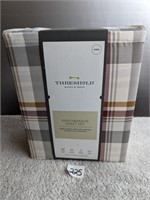 NEW Threshold King Size Sheets