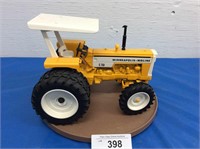 Ertl MM G-750 Tractor, WF, no box, 1/16 scale