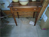 antique 1 drawer parlor table