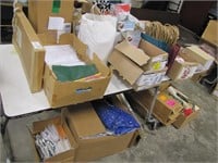 1 LARGE  lot of gift bags, tissue paper &