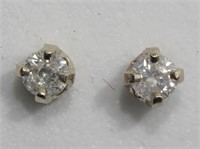 14kt White Gold Diamond (0.10ct) Earrings