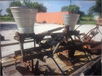 2 Row IH Planter