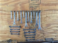 24 sanding Assorted wrenches