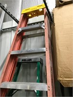 Werner 8’ Fiberglass aluminum rung ladder