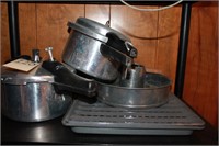 vintage pressure cooker pot, spring pan, baking