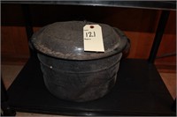 large enamel ware dutch oven pot