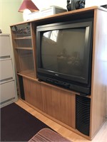 RCA 26 inch TV with stand
