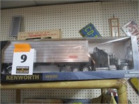 KENWORTH Toy 18 Wheeler in Box