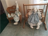 wood bench and swing w dolls (19" tall)