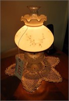 Mini pattern glass finger lamp with dogwood
