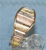14k 3.2g Gold Ring Size 8.25