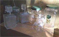 Jars and decanters, 6 in lot,