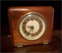 Seth Thomas vintage electric clock, with alarm.