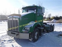 1999 KENWORTH T-800 T/A ROAD TRACTOR