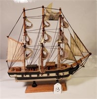 Model Ship USS Constitution Berkley Designs Wooden