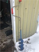 Hand Powered Ice Auger