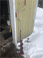 Hand Powered Ice Auger