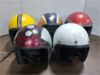 5 vintage motorcycle helmets