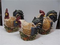 Rooster cannister set, very tiny nicks on one