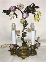 Table Lamp With Porcelain Flowers