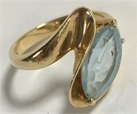 10k Gold Ring With Blue Stone