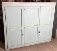 primitive 3 door cabinet adjustable shelving in