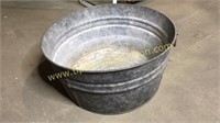 Galvanized round wash tub