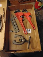 Pipe wrenches - flaring tools