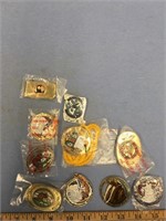 Lot with 10 various Fur Rondy collectable pins wit