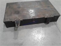 Metal box w/ hinged lid