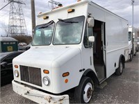 2005 FREIGHTLINER MT45 Step Van