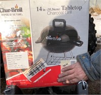 New 14 in Tabletop Charcoal Grill